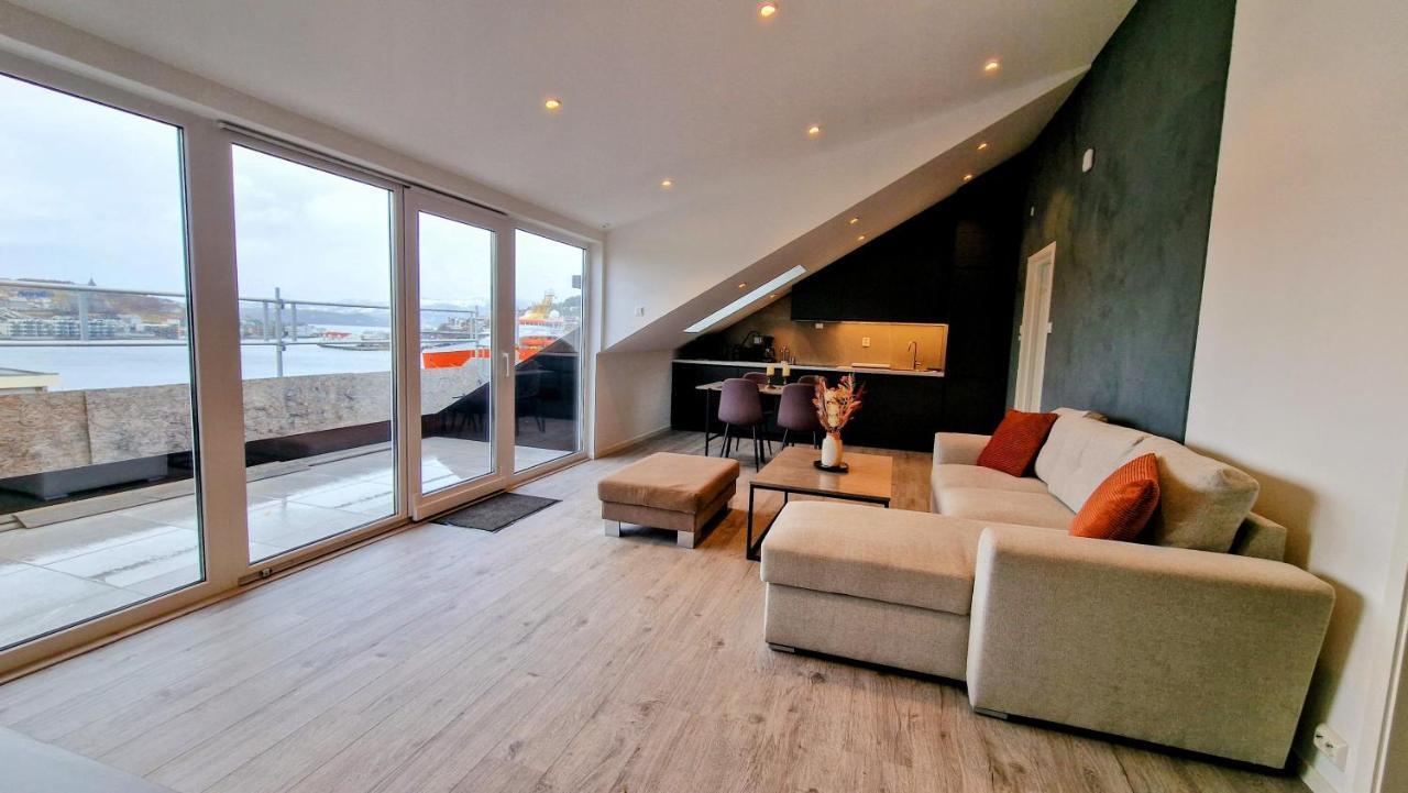 Lovely 2-Bedroom Loft With Panoramic View. Kristiansund Luaran gambar